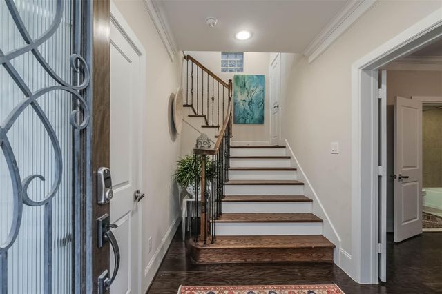 5217 Gibson, Houston, TX 77007