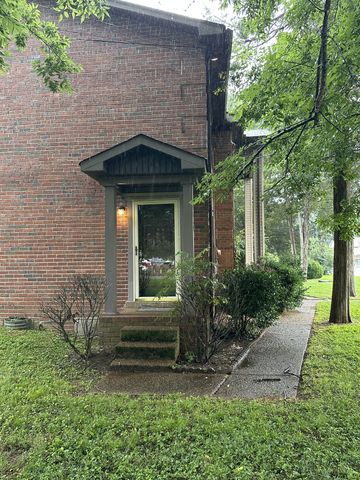 1010 Wesleyville St, Nashville, TN 37217