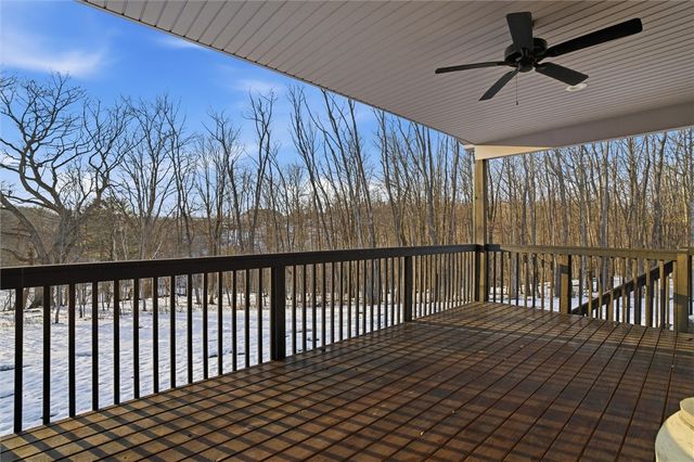 339 Lynn Rd, Rostraver, PA 15012