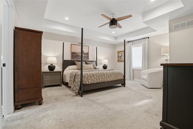 339 Lynn Rd, Rostraver, PA 15012