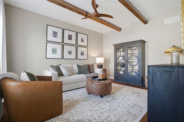 339 Lynn Rd, Rostraver, PA 15012