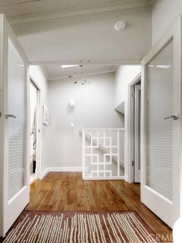 4040 Grand View Boulevard 19, Los Angeles, CA 90066