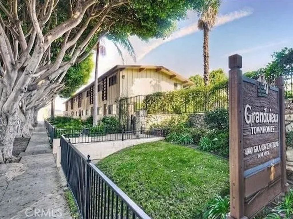 4040 Grand View Boulevard 19, Los Angeles, CA 90066