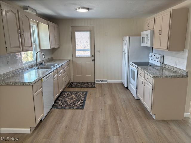 1615 Montrose Avenue, East Liverpool, OH 43920