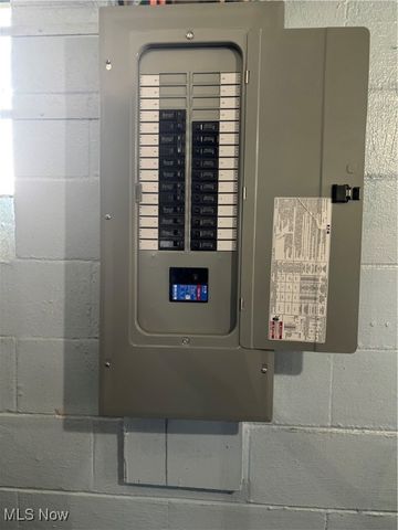 1615 Montrose Avenue, East Liverpool, OH 43920