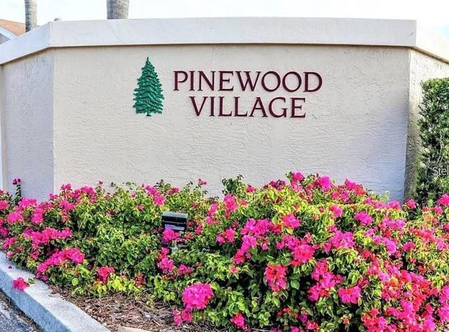 2763 WOODGATE LANE 211, Sarasota, FL 34231