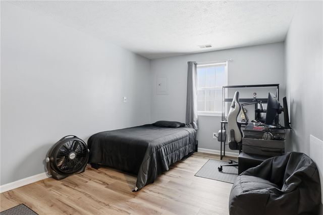 33D Salmon Run, Parma, NY 14468