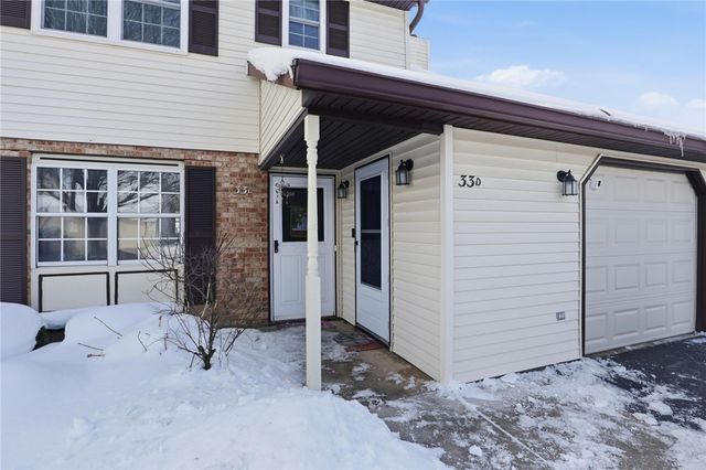 33D Salmon Run, Parma, NY 14468