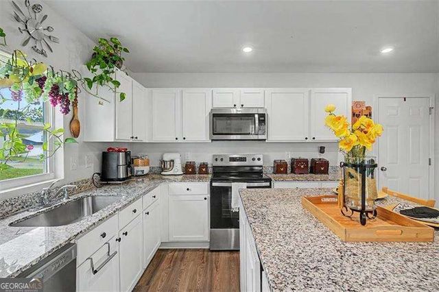 635 Tudor Street, Kingston, GA 30145
