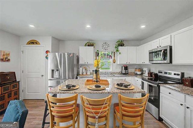 635 Tudor Street, Kingston, GA 30145