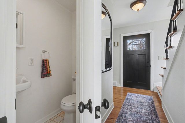 619 Edgemoor Avenue, Kalamazoo, MI 49008