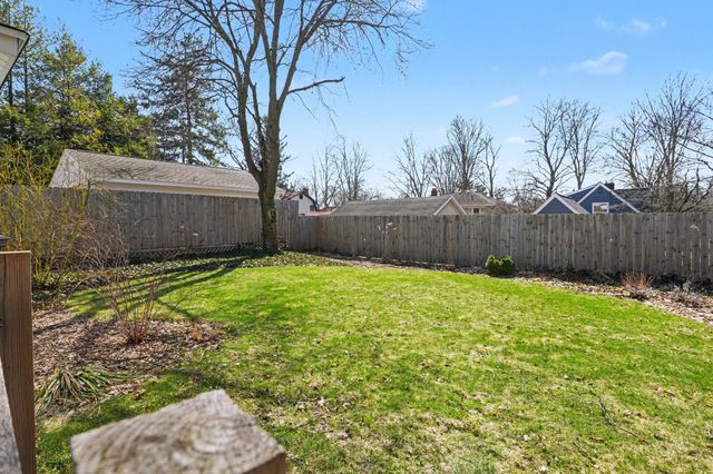 619 Edgemoor Avenue, Kalamazoo, MI 49008