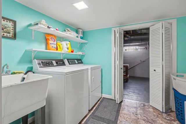 619 Edgemoor Avenue, Kalamazoo, MI 49008