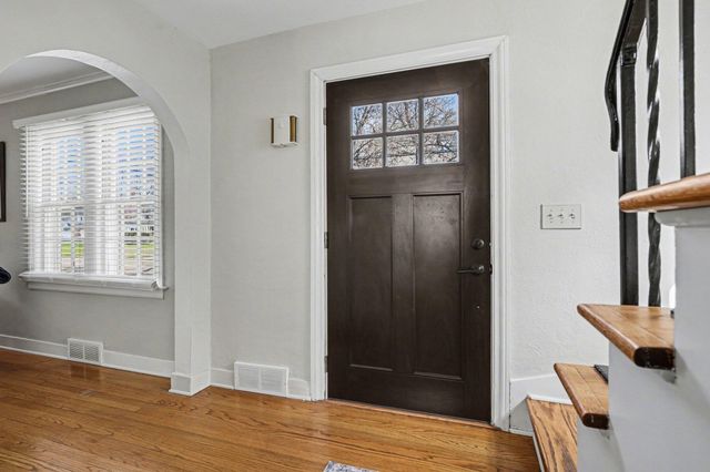 619 Edgemoor Avenue, Kalamazoo, MI 49008