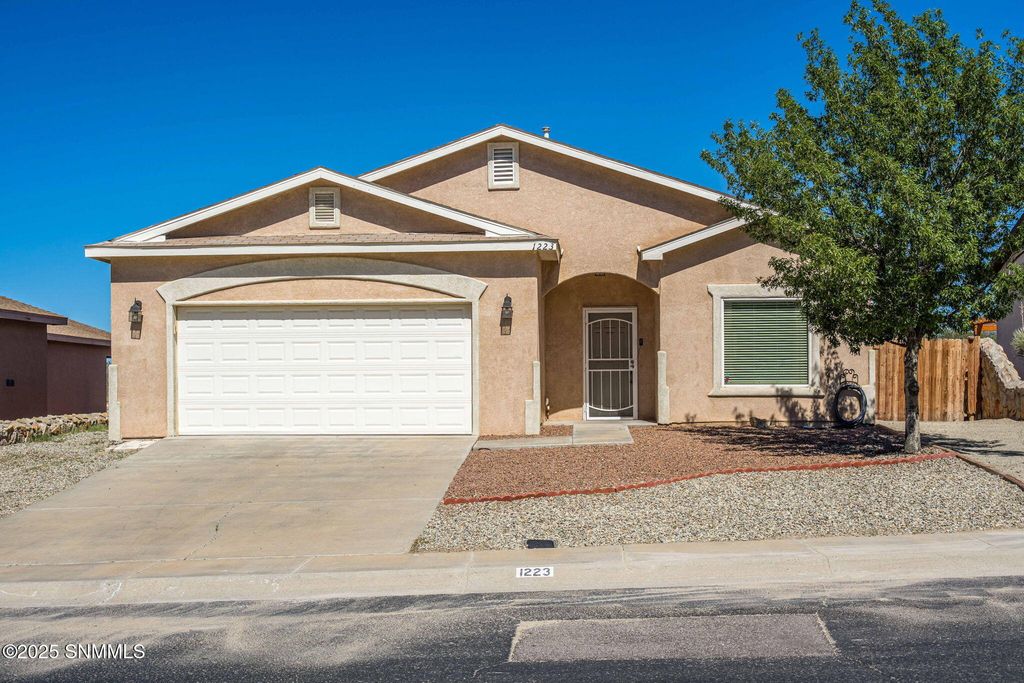 1223 Turkey Knob Drive, Las Cruces, NM 88012