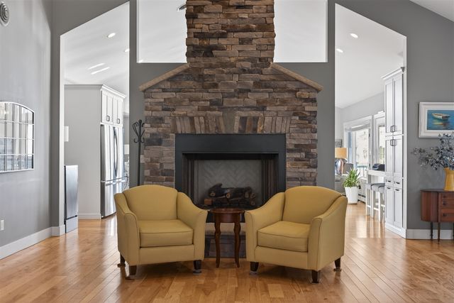 2307 Tecumseh Drive, Brooklyn, MI 49230