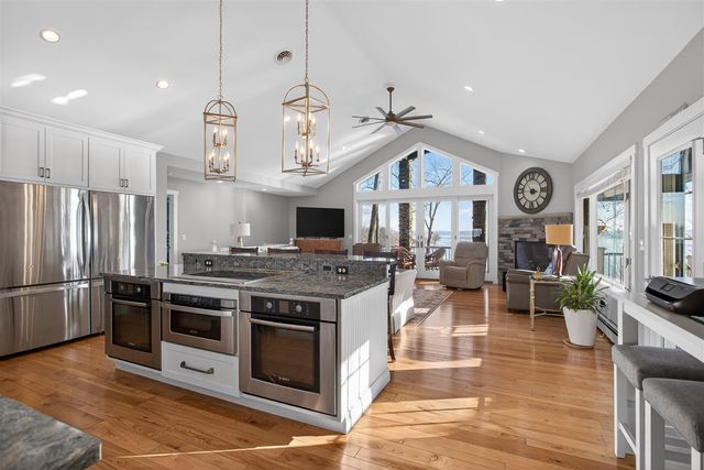 2307 Tecumseh Drive, Brooklyn, MI 49230