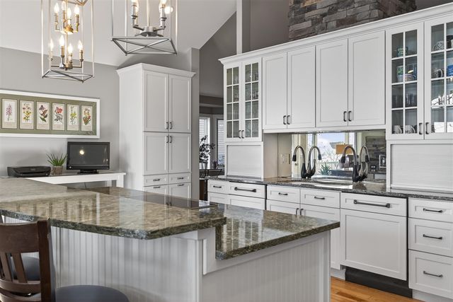 2307 Tecumseh Drive, Brooklyn, MI 49230