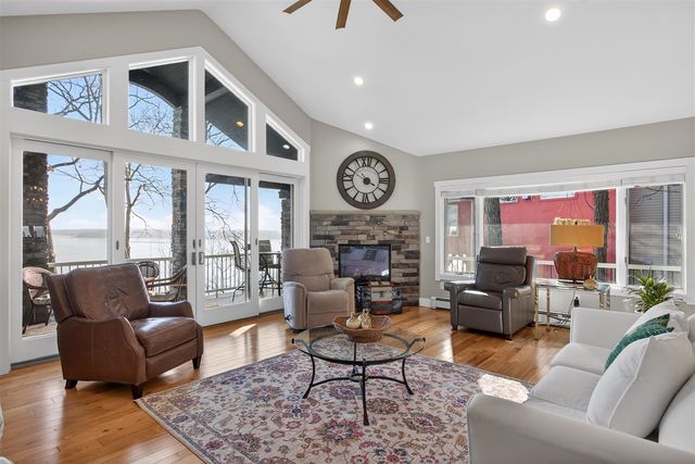 2307 Tecumseh Drive, Brooklyn, MI 49230