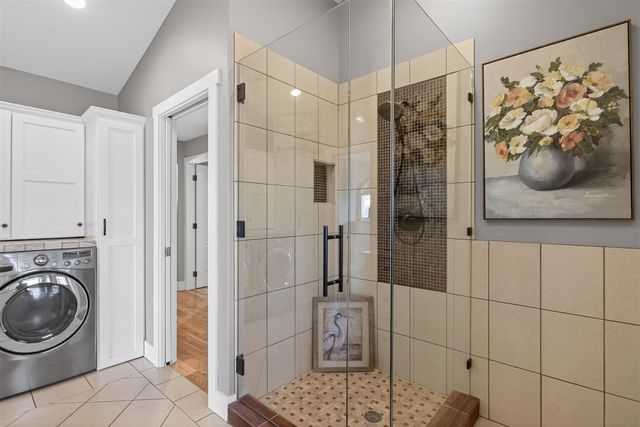 2307 Tecumseh Drive, Brooklyn, MI 49230