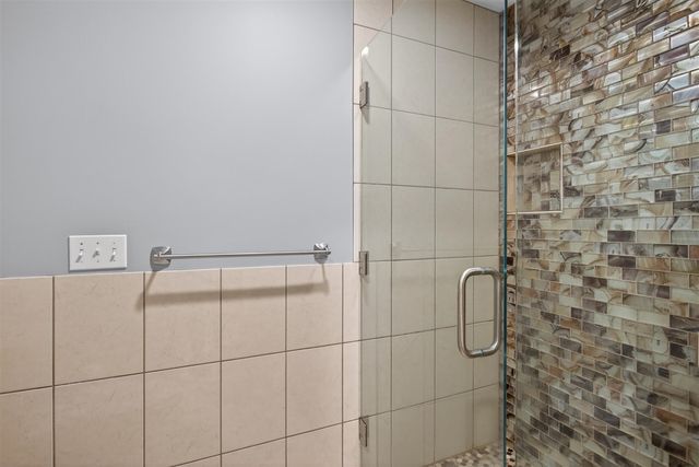 2307 Tecumseh Drive, Brooklyn, MI 49230