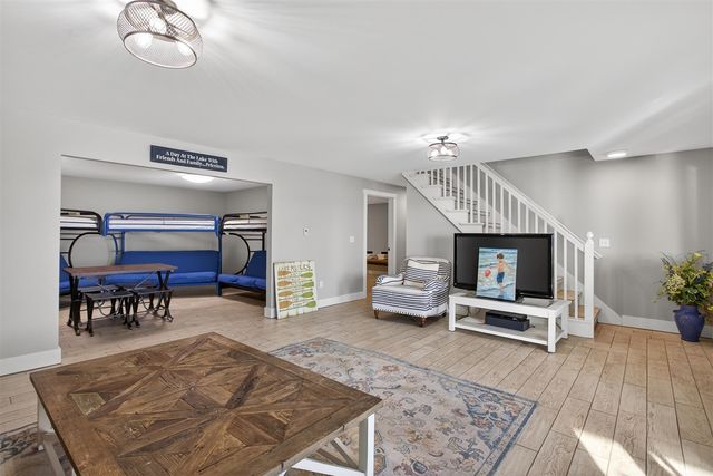 2307 Tecumseh Drive, Brooklyn, MI 49230