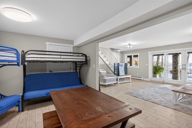 2307 Tecumseh Drive, Brooklyn, MI 49230