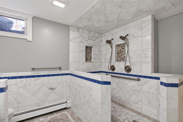 2307 Tecumseh Drive, Brooklyn, MI 49230