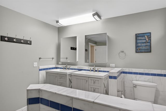 2307 Tecumseh Drive, Brooklyn, MI 49230