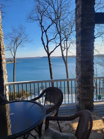 2307 Tecumseh Drive, Brooklyn, MI 49230