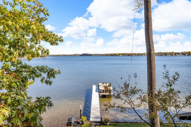 2307 Tecumseh Drive, Brooklyn, MI 49230