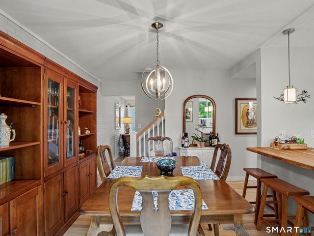 85 Viscount Drive 15B, Milford, CT 06460