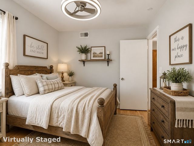 85 Viscount Drive 15B, Milford, CT 06460