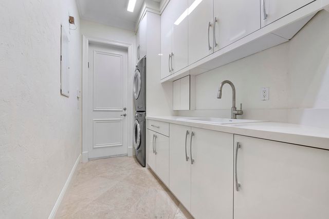 9840 BAY LEAF Court, Parkland, FL 33076