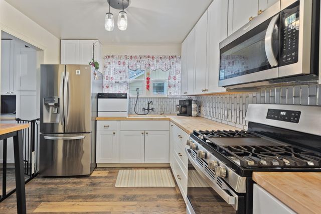 418 SE L Street, Grants Pass, OR 97526