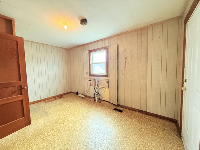732 Meadowlane Dr, Lebanon, TN 37087