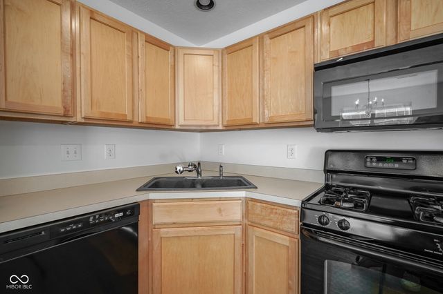 12677 Ladson Street, Fishers, IN 46038