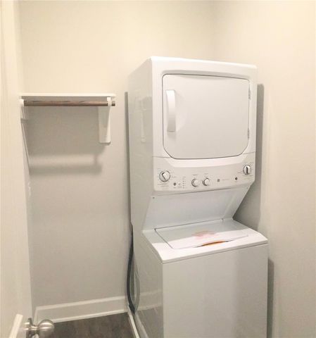 285 Woodland Hills Drive A, Conroe, TX 77303