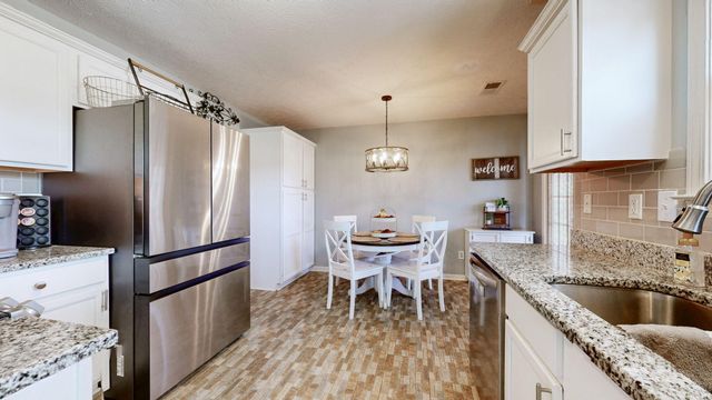 106 Elk Drive, Stamping Ground, KY 40379