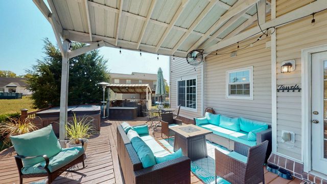 106 Elk Drive, Stamping Ground, KY 40379