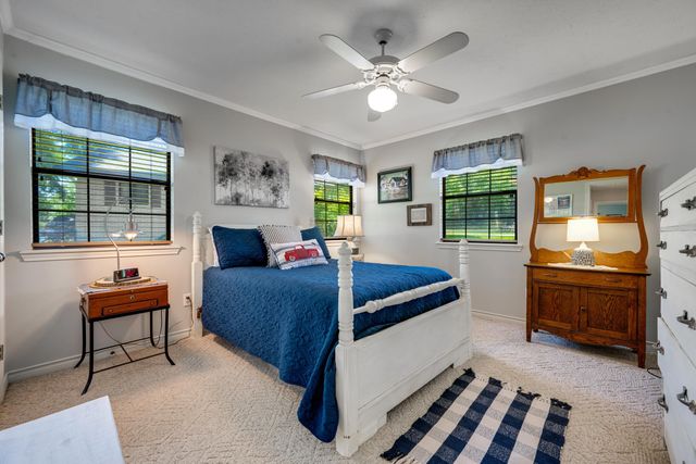 23258 Edgewater Dr, Frankston, TX 75763
