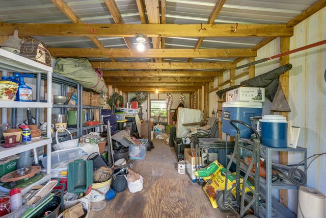 23258 Edgewater Dr, Frankston, TX 75763
