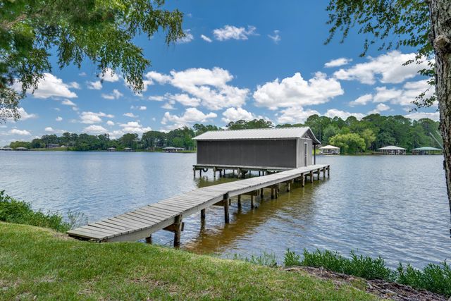 23258 Edgewater Dr, Frankston, TX 75763