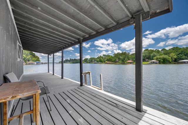 23258 Edgewater Dr, Frankston, TX 75763
