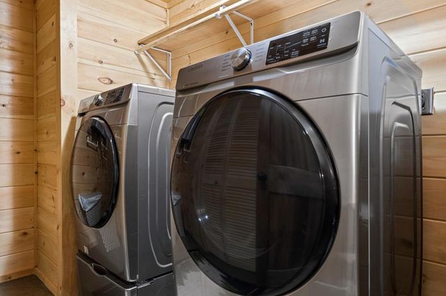 355 W Shalom Court, Blue Ridge, GA 30513