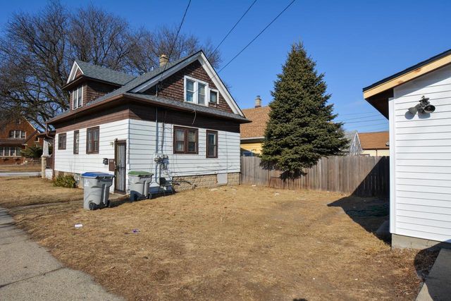 3402 N 36th STREET, Milwaukee, WI 53216