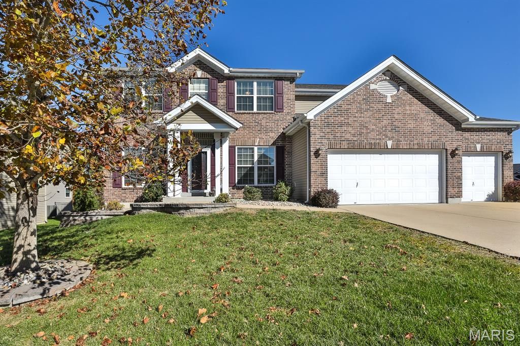 101 Lipizzan Court, High Ridge, MO 63049