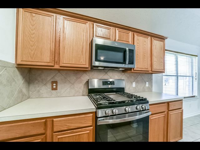 22868 Lantern Hills Drive, Kingwood, TX 77339