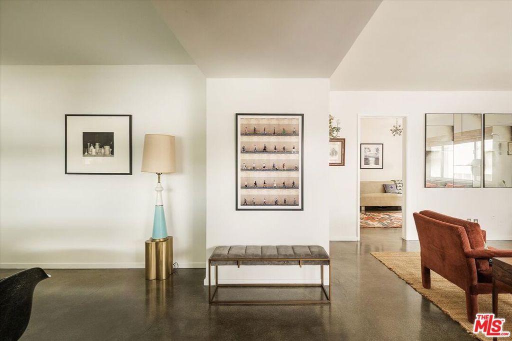 4343 Finley Avenue 2, Los Angeles, CA 90027 — photo 4