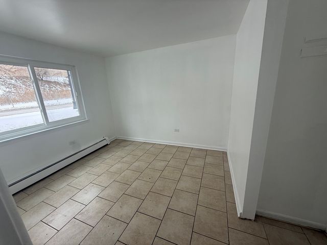 9575 Maple Drive GN, Rosemont, IL 60018